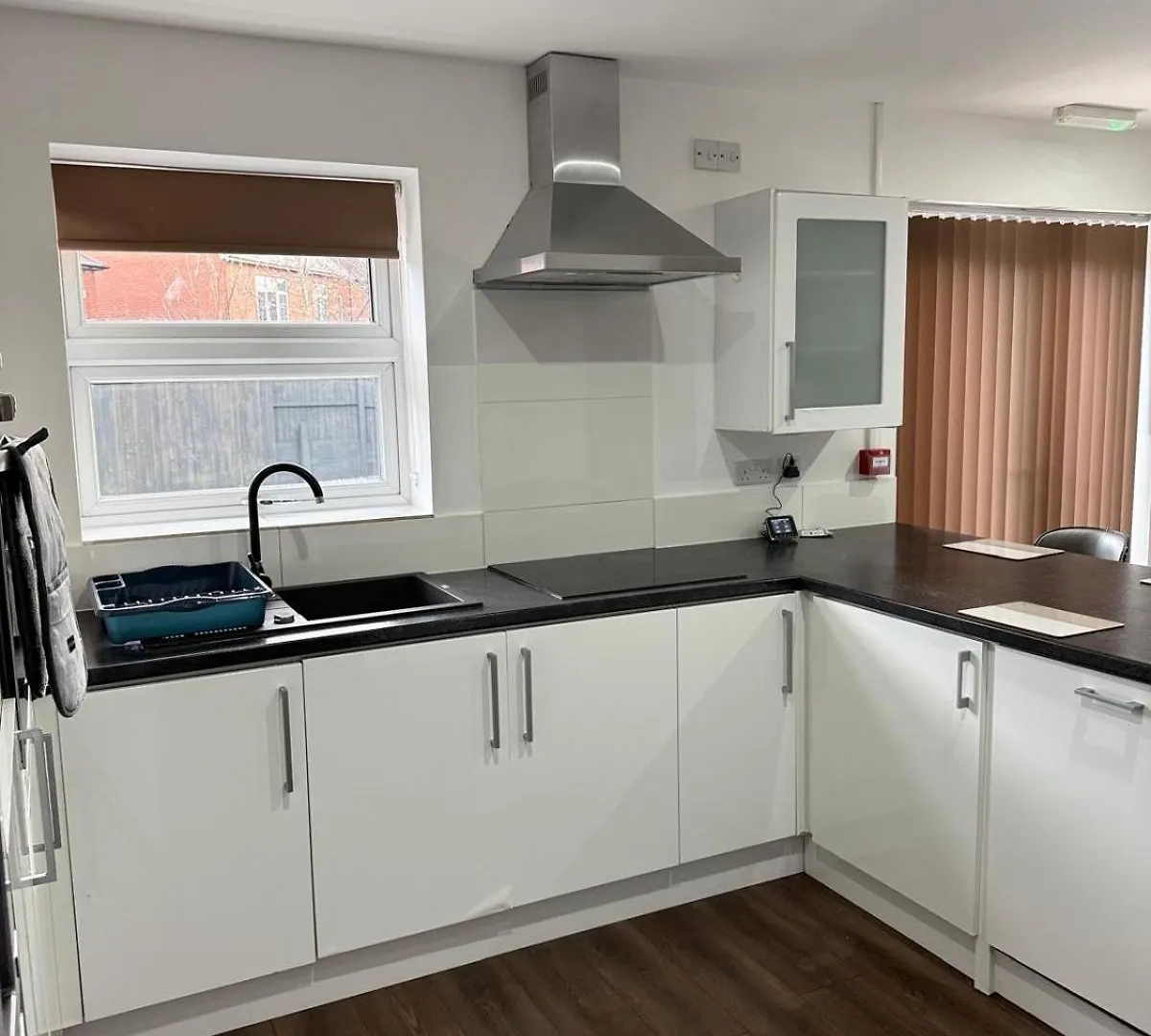 Em Homes-Room1 Nottingham